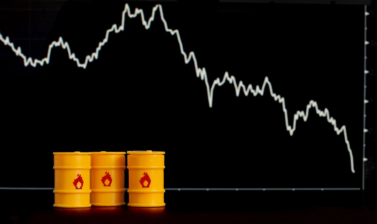 AUD/USD ODRABIA SKROMNE STRATY W CIĄGU DNIA, ZNAJDUJE SIĘ BLISKO KILKUTYGODNIOWYCH SZCZYTÓW, WYPRZEDZAJĄC INDEKSY PMI W USA